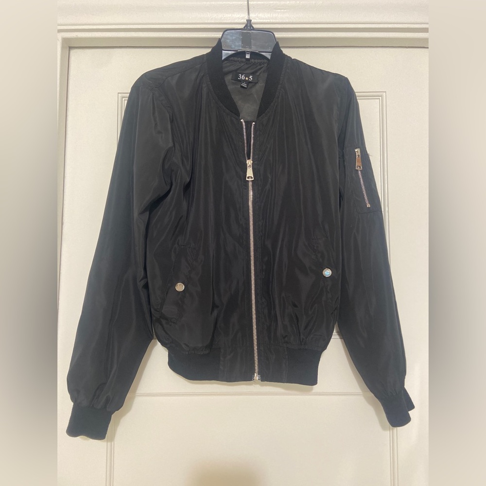L black bomber jacket